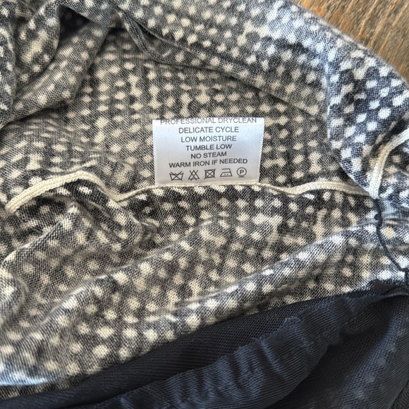 Tory Burch Black and Cream Sleeveless Wool Jersey Dress Size Large - Picture 12 of 13